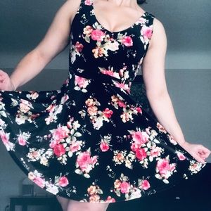 Stunning Floral Print Faux Velvet Dress
